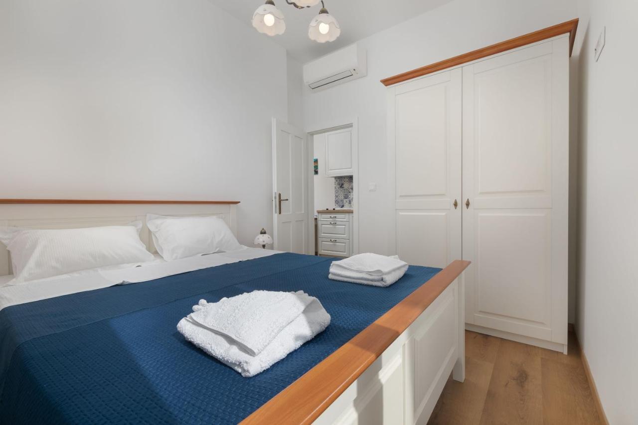 Ancora Faros Apartment Stari Grad  Bagian luar foto